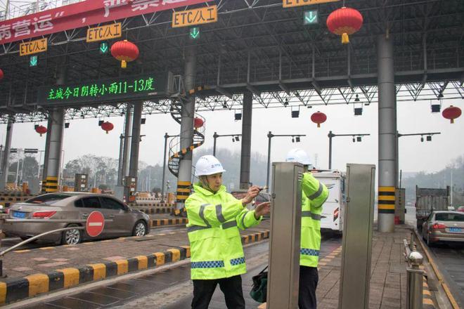 春节不打烊铁建运营人守护万家团圆(图1)