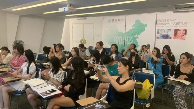 体德健身教练培训学院：你健身行业的新起点