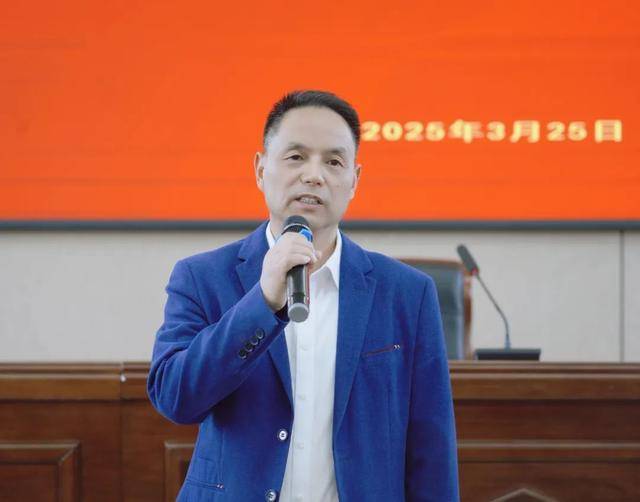 西凤集团公司开展“知礼而行 以礼赋能”礼仪业务知识培训Bwin必赢下载(图2)