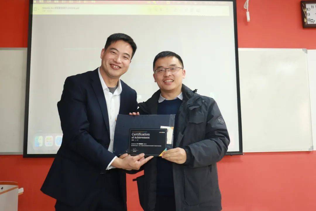 数智未来 “AI师Bwin必赢APP资专业培训”在上海高校顺利举办(图3)