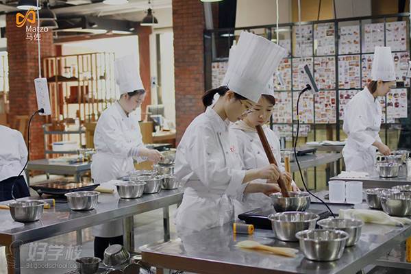 启动开展大规模职业技能培训事关技能提升速看